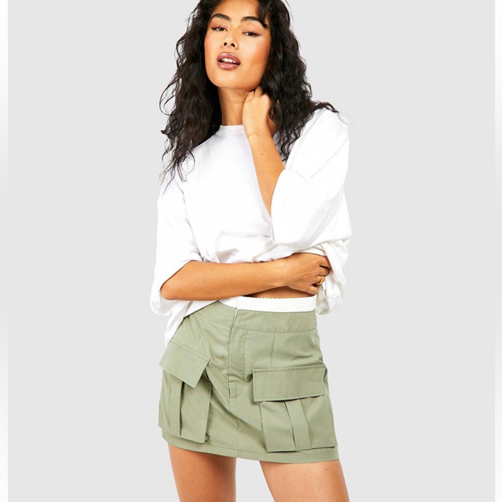 Double waistband cargo mini skirt